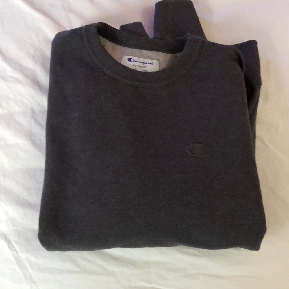 Grey champion pullover